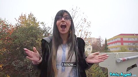 Aaliyah Yasin – The Present In The Pocket