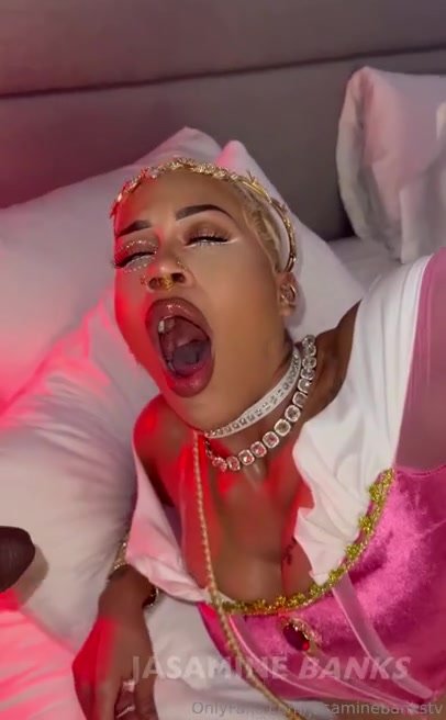 Jasamine Banks hot interracial porn